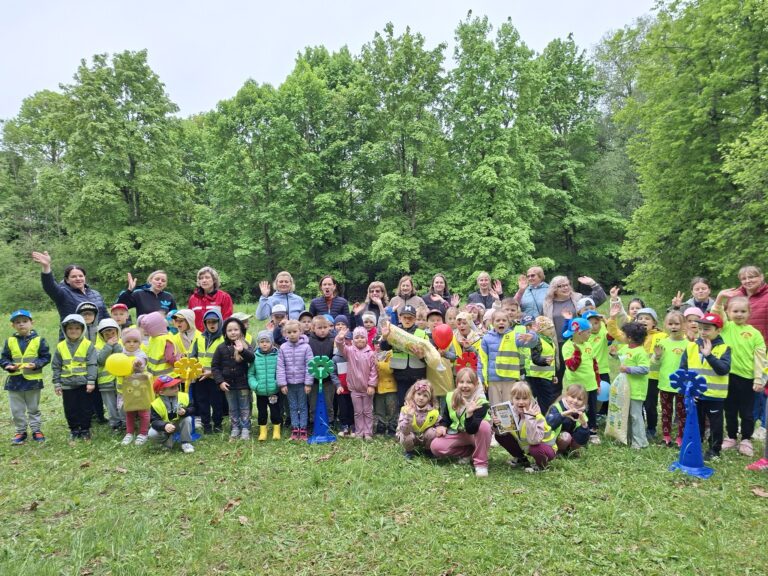 „Angeliukai” dalyvavo orientacinio sporto dienos renginyje „Ąžuolų parko detektyvai“